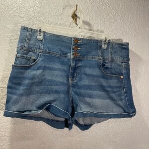 No Boundaries Blue Denim High-Rise Jean Shorts